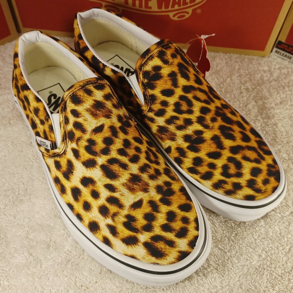 Vans Men's 4.5/Women's 6 Classic Slip On Leopard Black/True White VN0A5A08316 - Picture 4 of 12